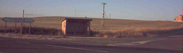 Cruce de entrada a la Vega